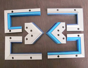 ��܉��м��